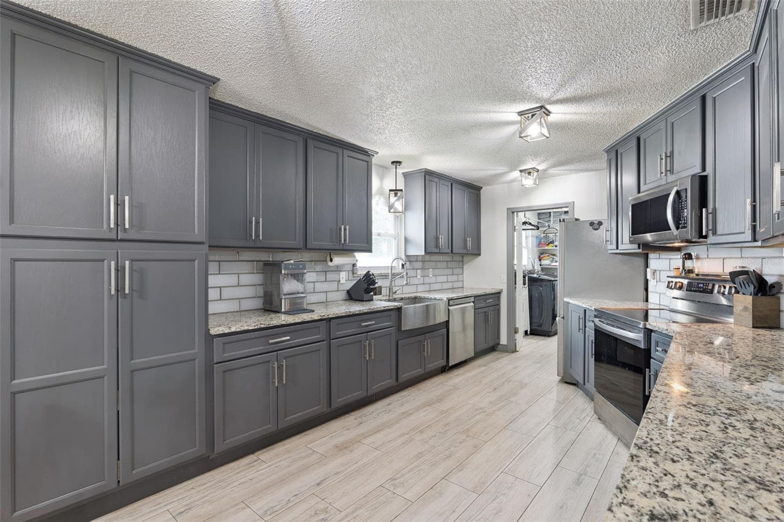 Single Family Residence at 1629 ORANGE TREE DR, EDGEWATER, photo 15 of 55