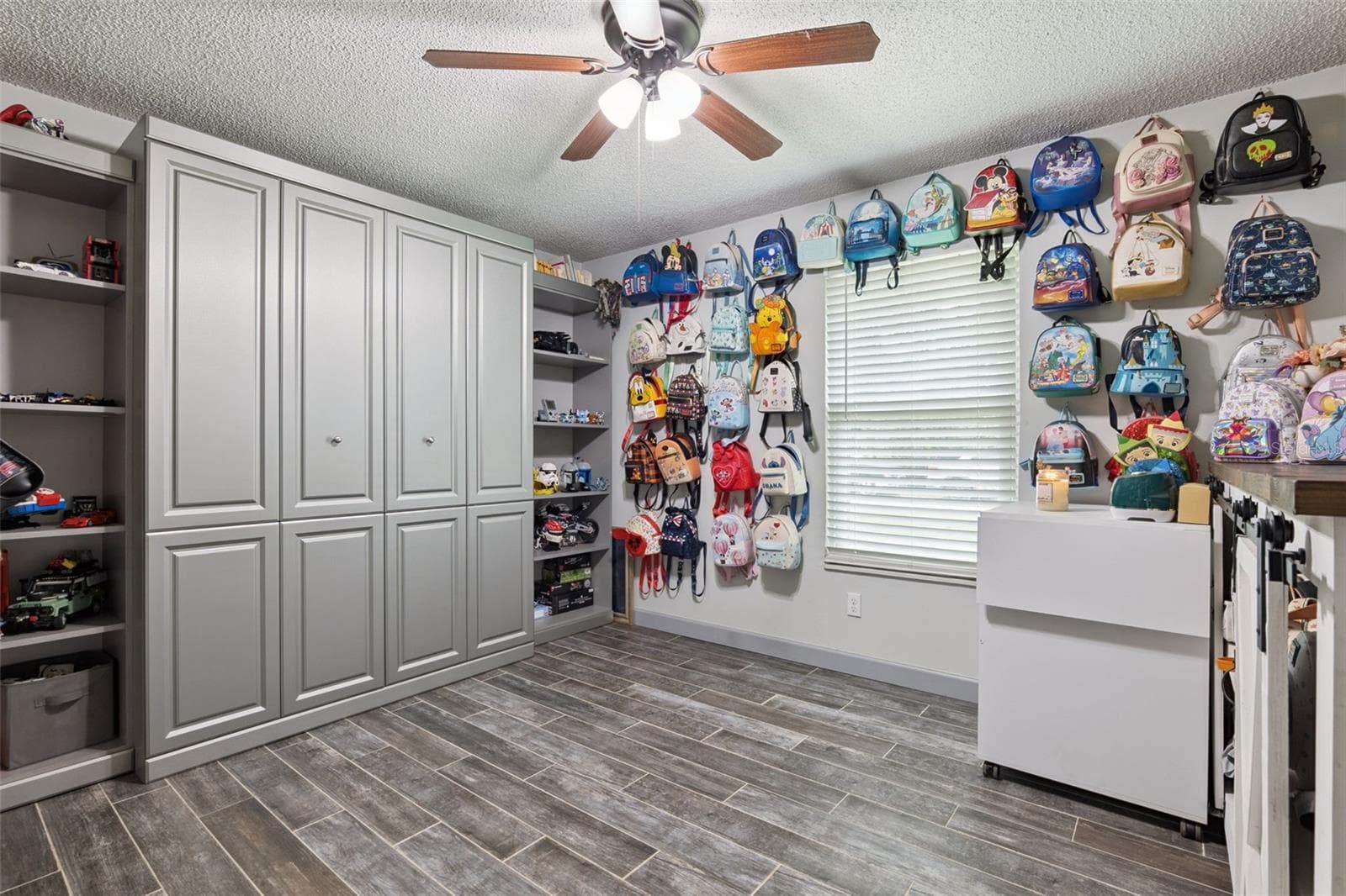 Single Family Residence at 1629 ORANGE TREE DR, EDGEWATER, photo 24 of 55