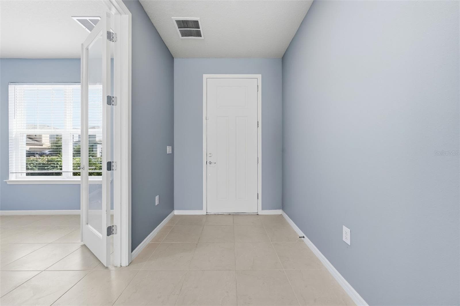 Single Family Residence at 14312 CRESTAVISTA AVE, CLERMONT, photo 5 of 59