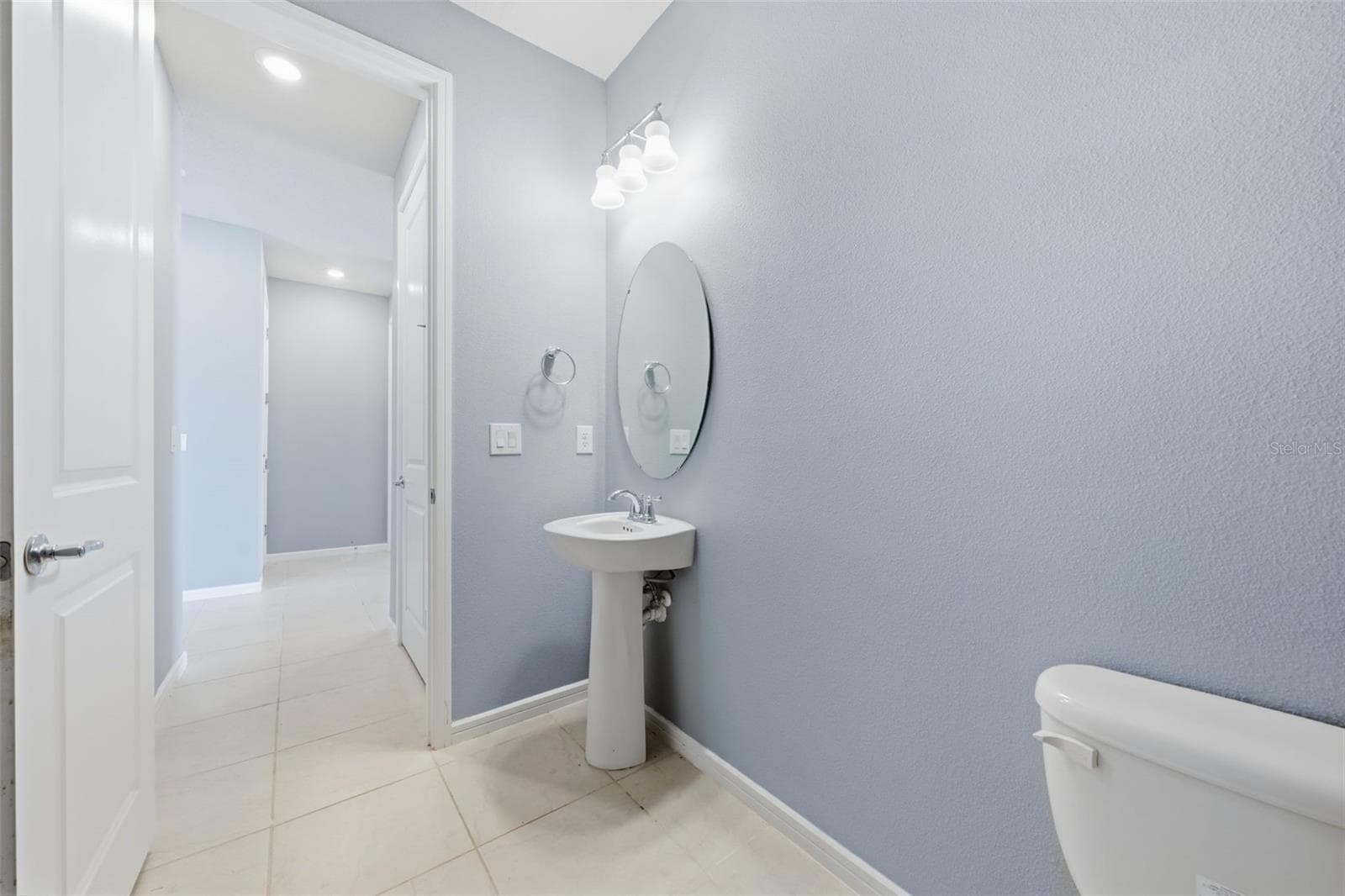 Downstairs half bath - 14312 CRESTAVISTA AVE, CLERMONT