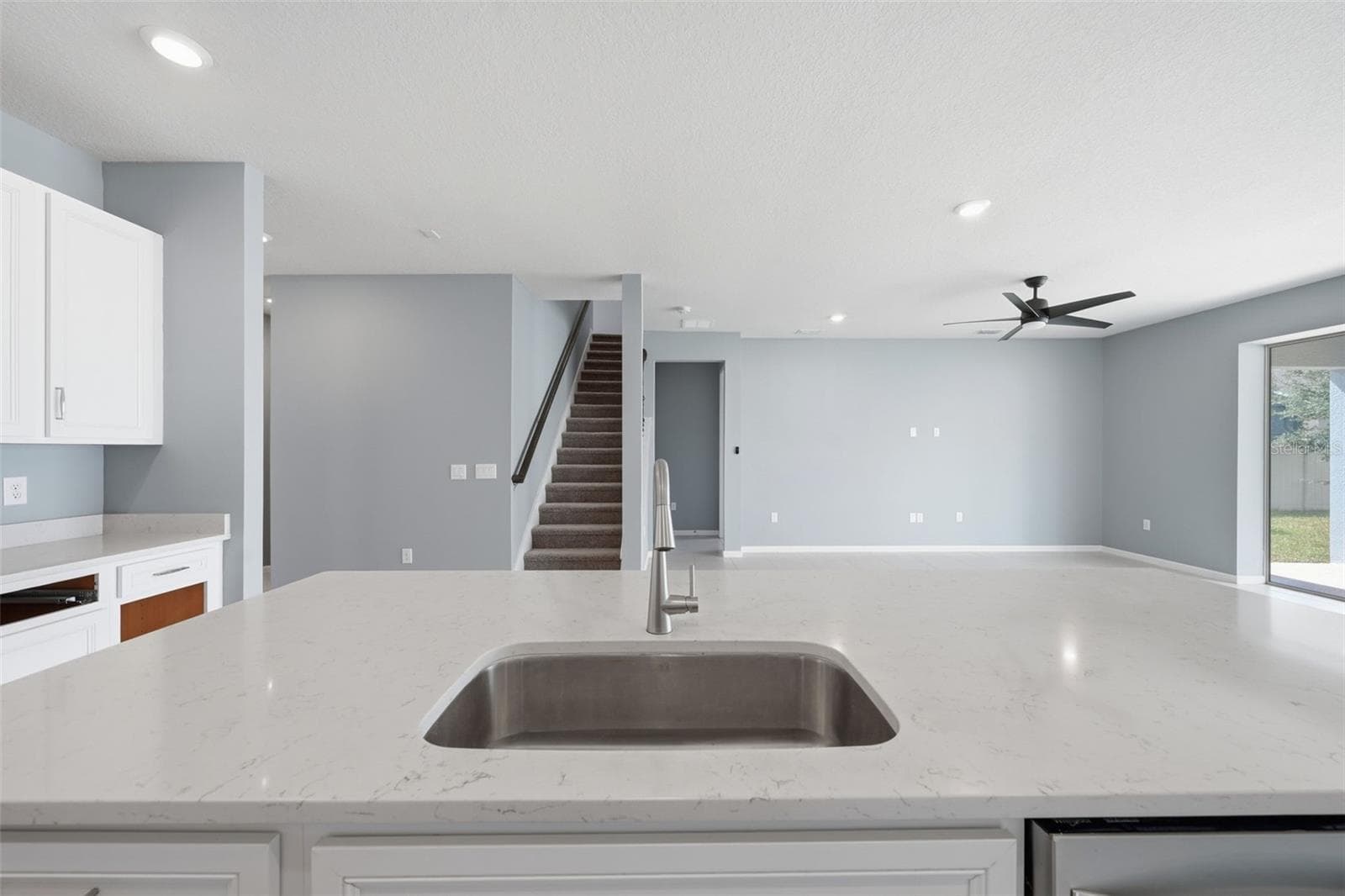 Single Family Residence at 14312 CRESTAVISTA AVE, CLERMONT, photo 17 of 59