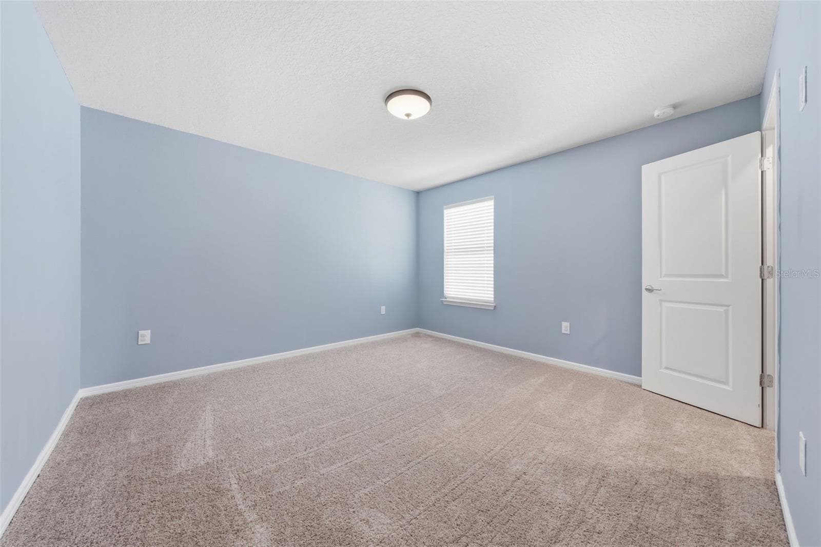 Single Family Residence at 14312 CRESTAVISTA AVE, CLERMONT, photo 37 of 59