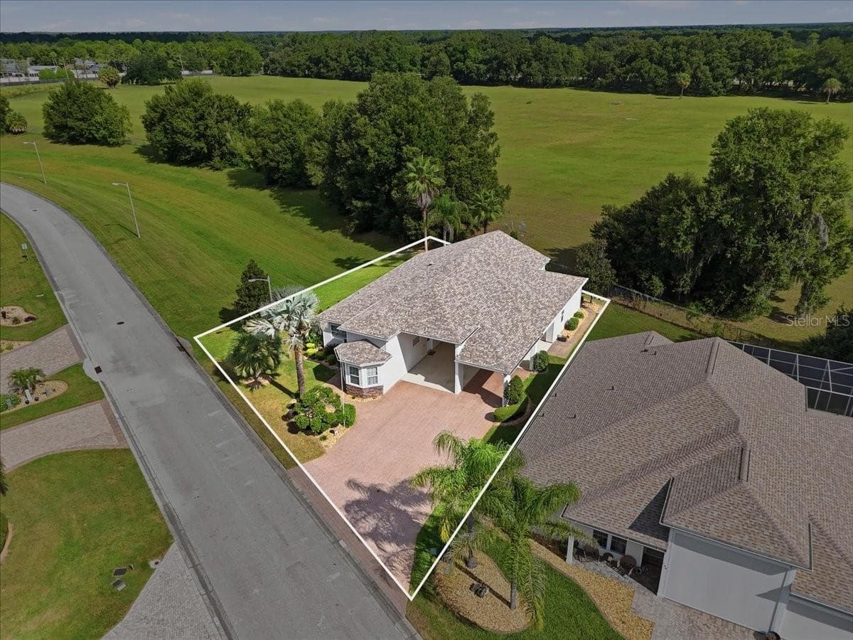 Single Family Residence at 194 LAYNEWADE RD, POLK CITY, photo 10 of 67