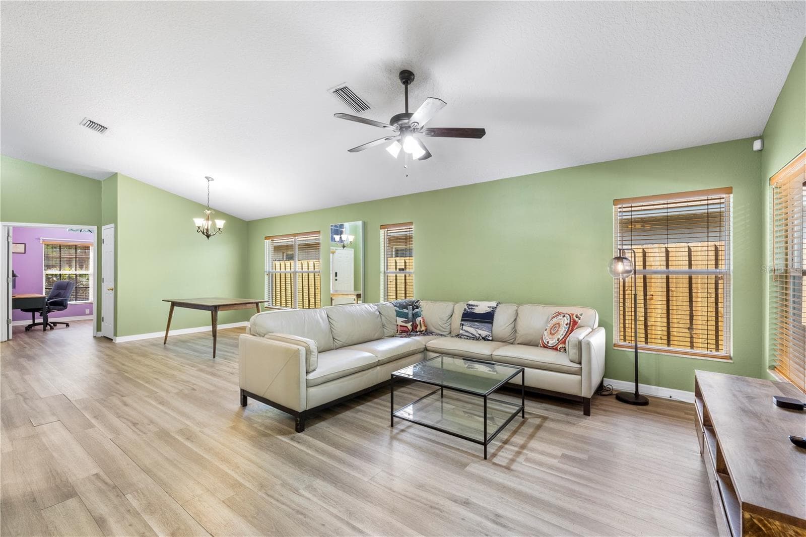 Single Family Residence at 10148 SOMERSBY DR, RIVERVIEW, photo 9 of 67