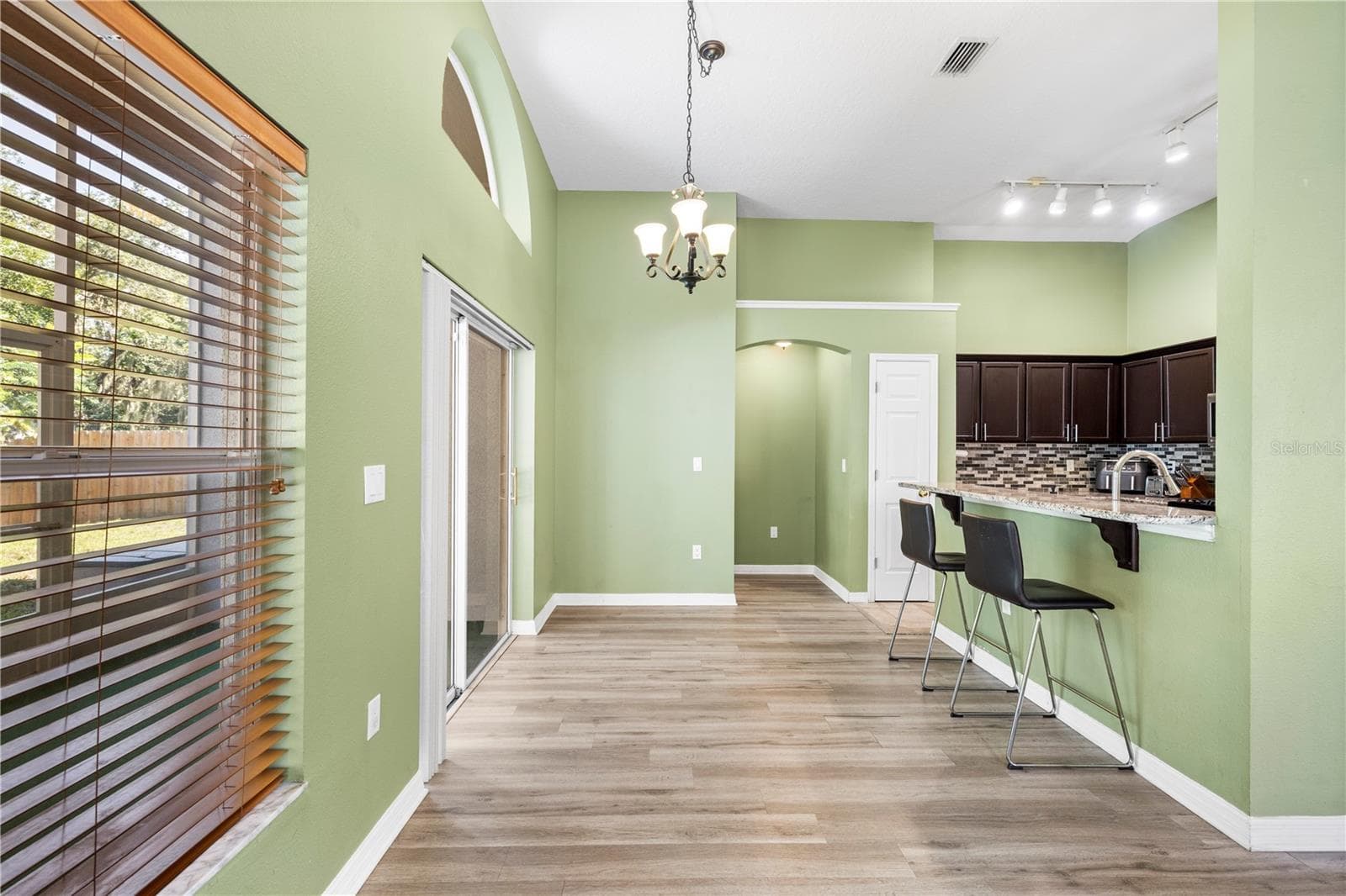 Single Family Residence at 10148 SOMERSBY DR, RIVERVIEW, photo 14 of 67