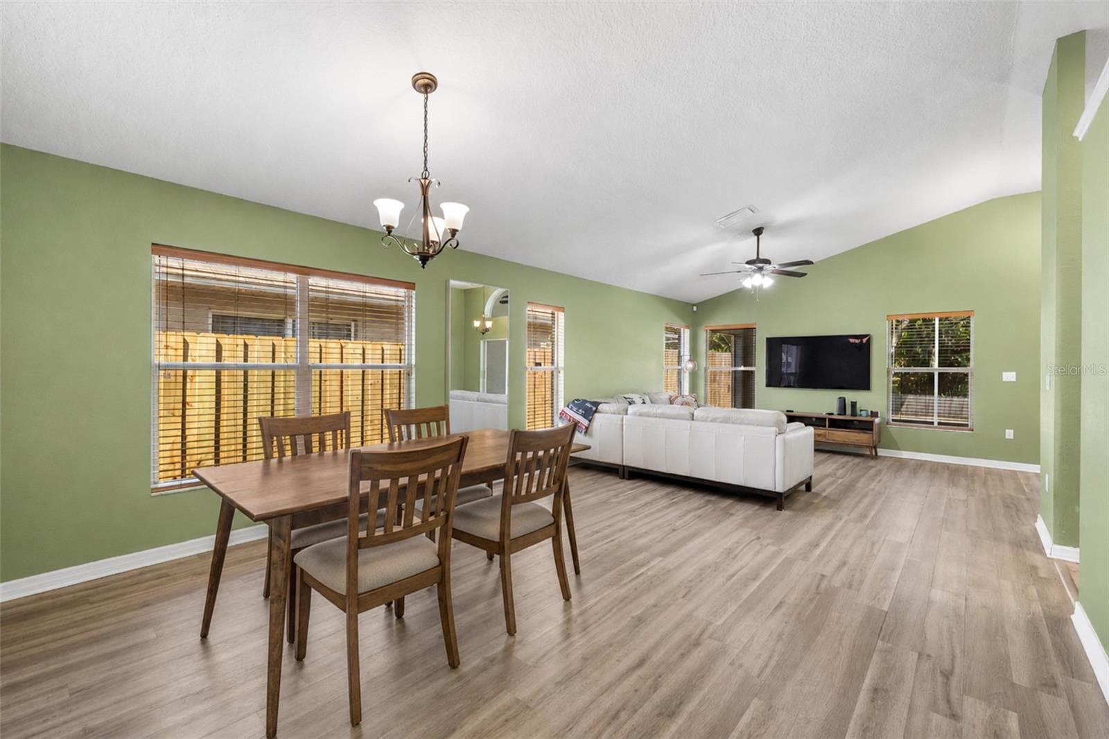 Single Family Residence at 10148 SOMERSBY DR, RIVERVIEW, photo 25 of 67