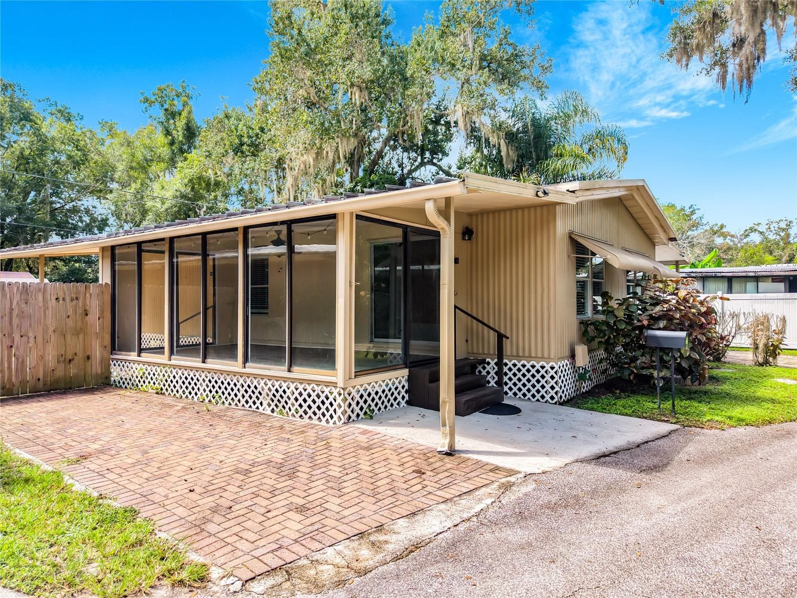 Manufactured Home at 14446 SHANGRILA LN, ODESSA, photo 18 of 93