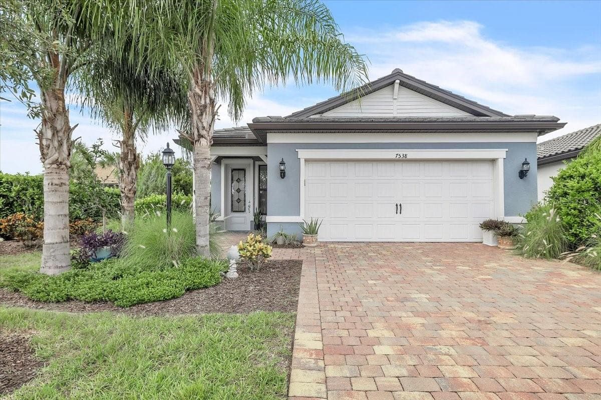 7538 SUMMERLAND CV