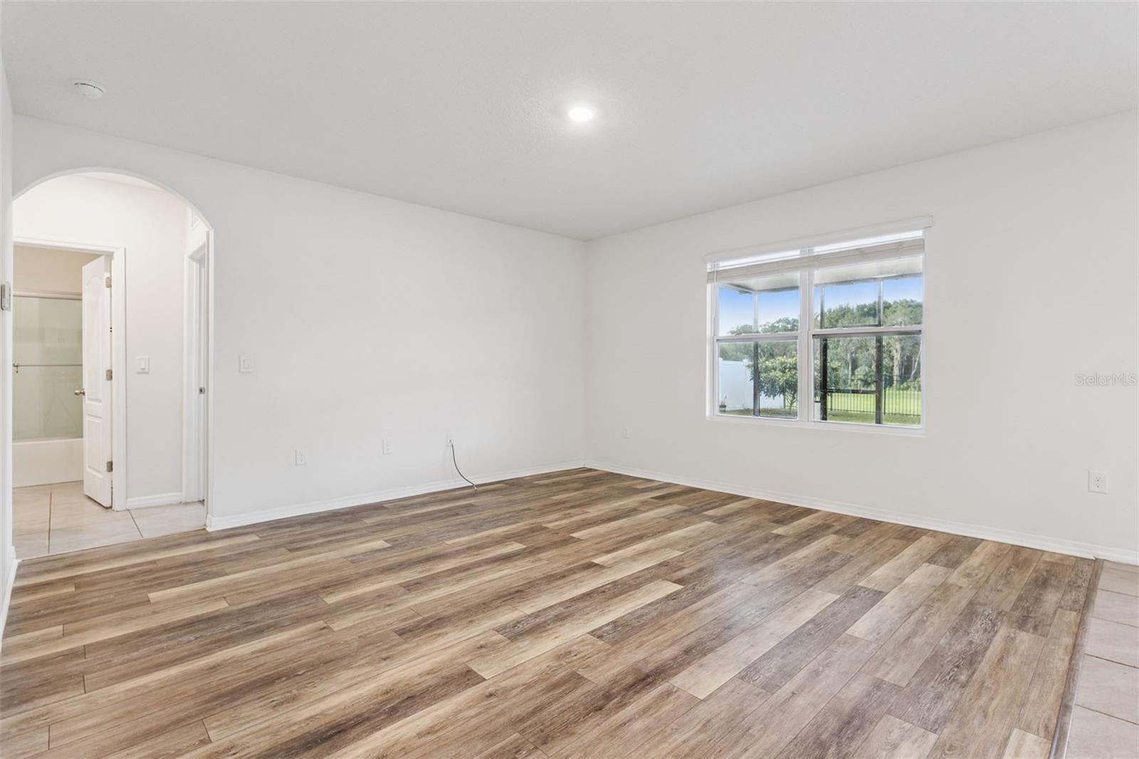 Single Family Residence at 29505 CASPIAN ST, LEESBURG, photo 13 of 49