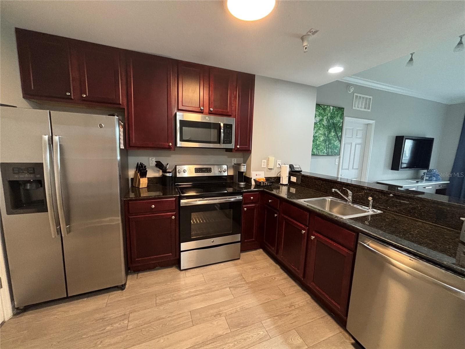 Condo - Hotel at 14501 GROVE RESORT AVE #1420, WINTER GARDEN, photo 7 of 37