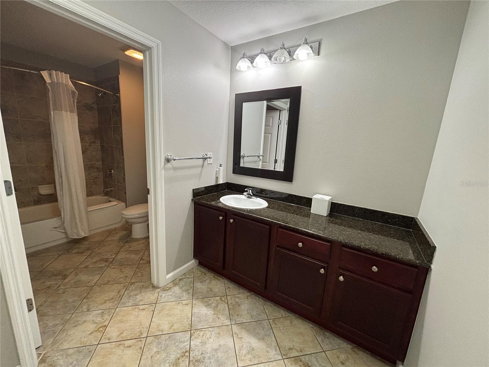 Condo - Hotel at 14501 GROVE RESORT AVE #1420, WINTER GARDEN, photo 16 of 37