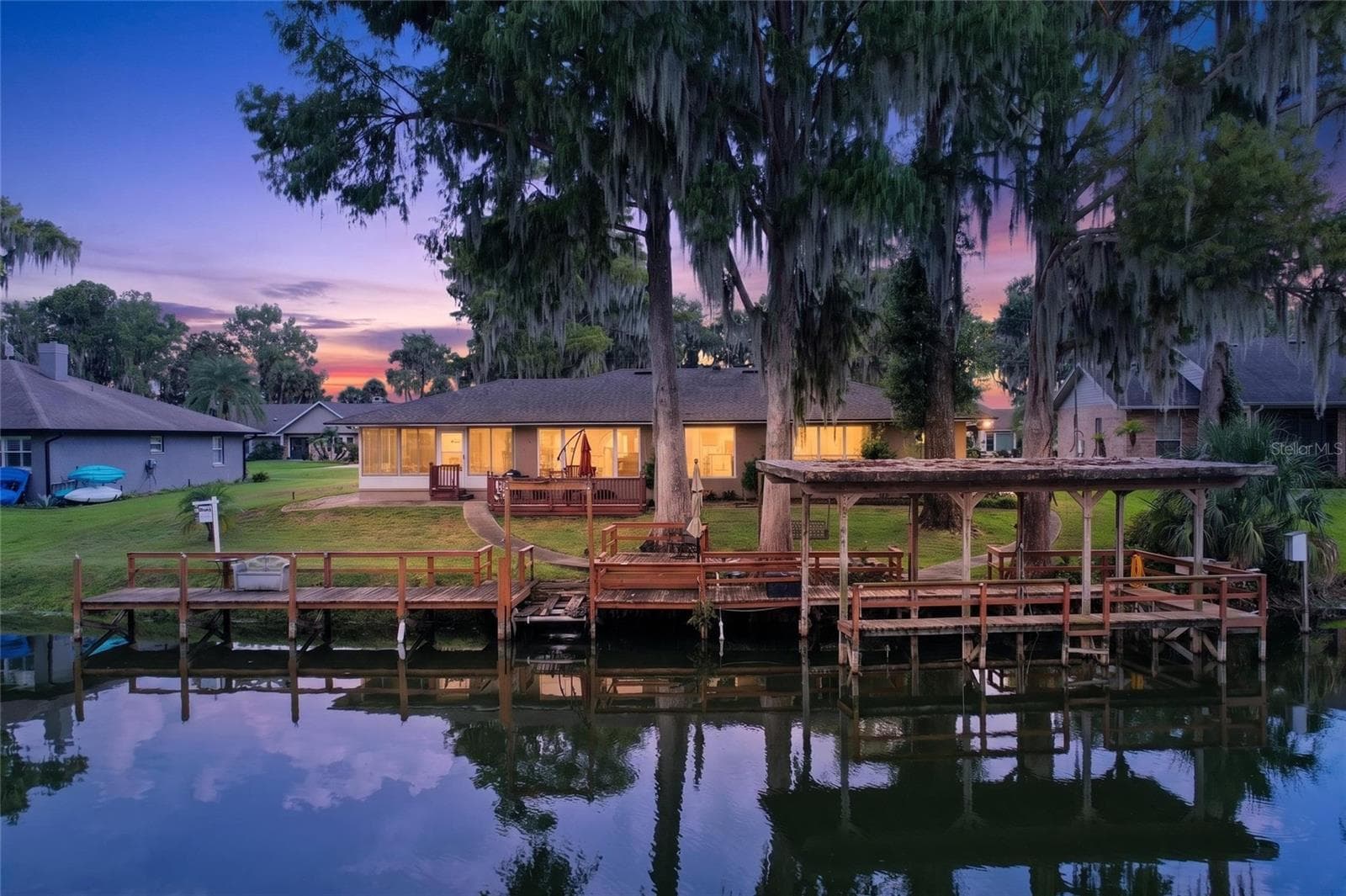 Canal dock and back yard - 235 TEMPLE CIR, EUSTIS