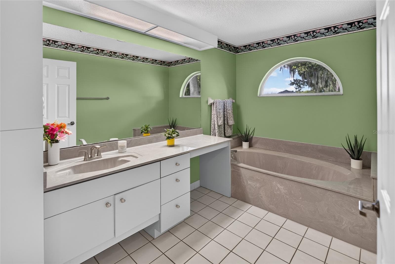 Primary Bathroom - 235 TEMPLE CIR, EUSTIS