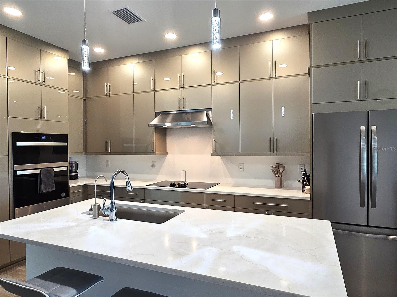 Townhouse at 9939 KEY HAVEN RD, SEMINOLE, photo 15 of 90