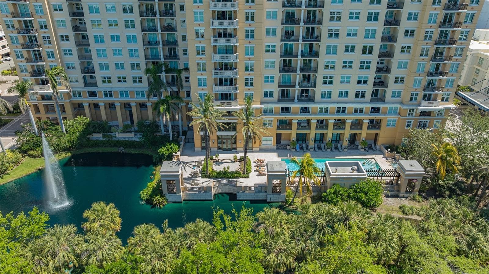 Condominium at 750 N TAMIAMI TRL #304, SARASOTA, photo 36 of 70