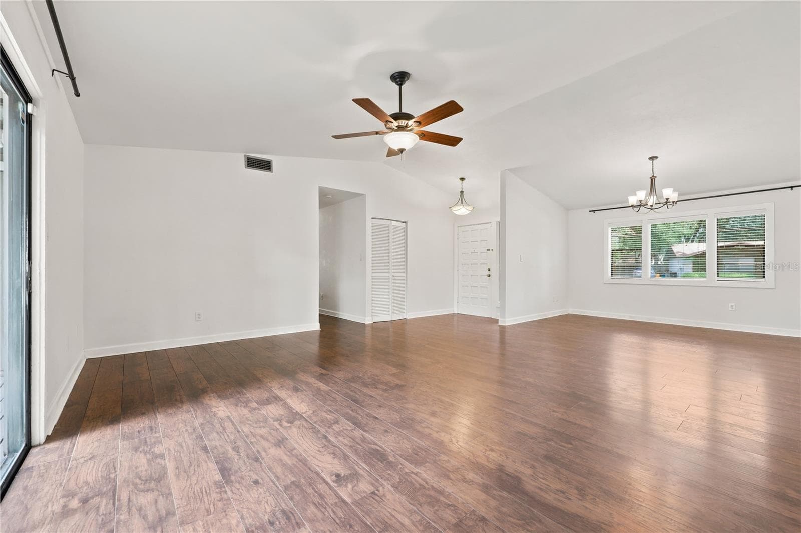 Single Family Residence at 9520 NW 6TH PL, GAINESVILLE, photo 11 of 34