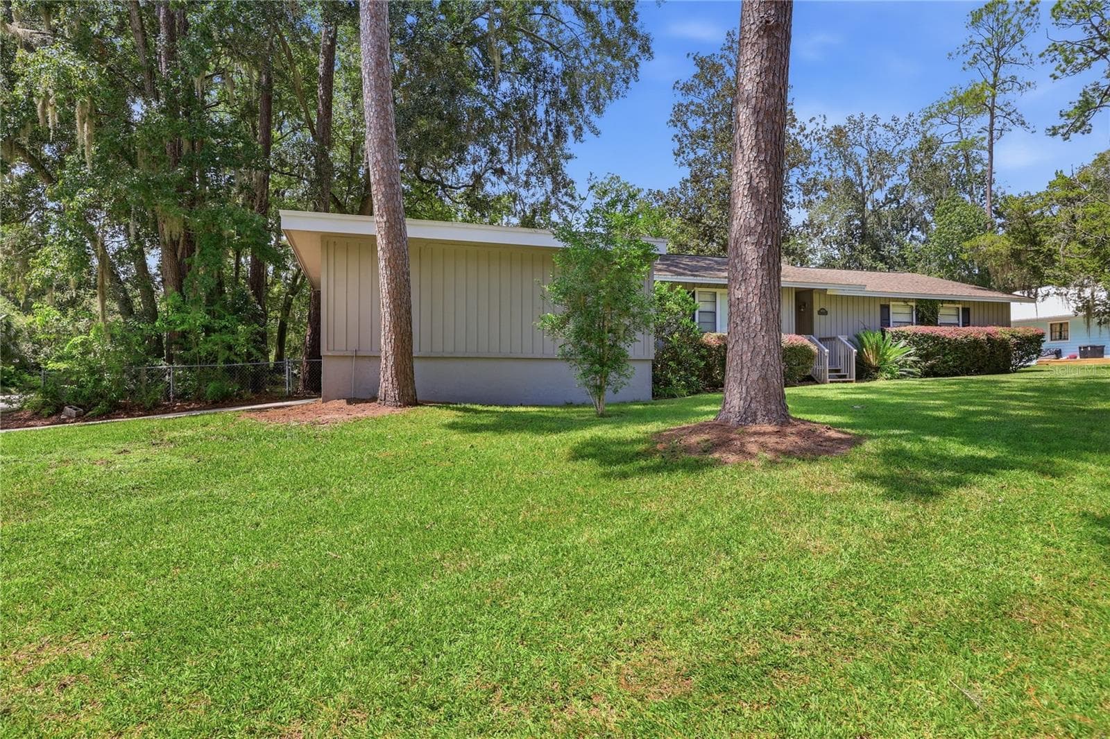 Single Family Residence at 9520 NW 6TH PL, GAINESVILLE, photo 32 of 34