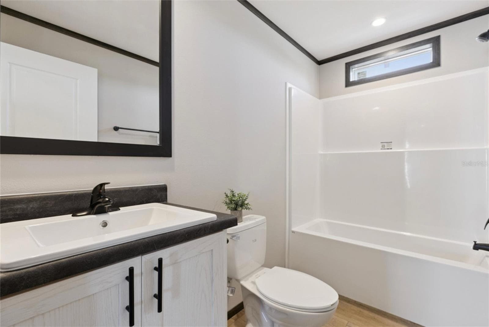 Manufactured Home at 1636 MISTLETOE ST, BUNNELL, photo 19 of 51