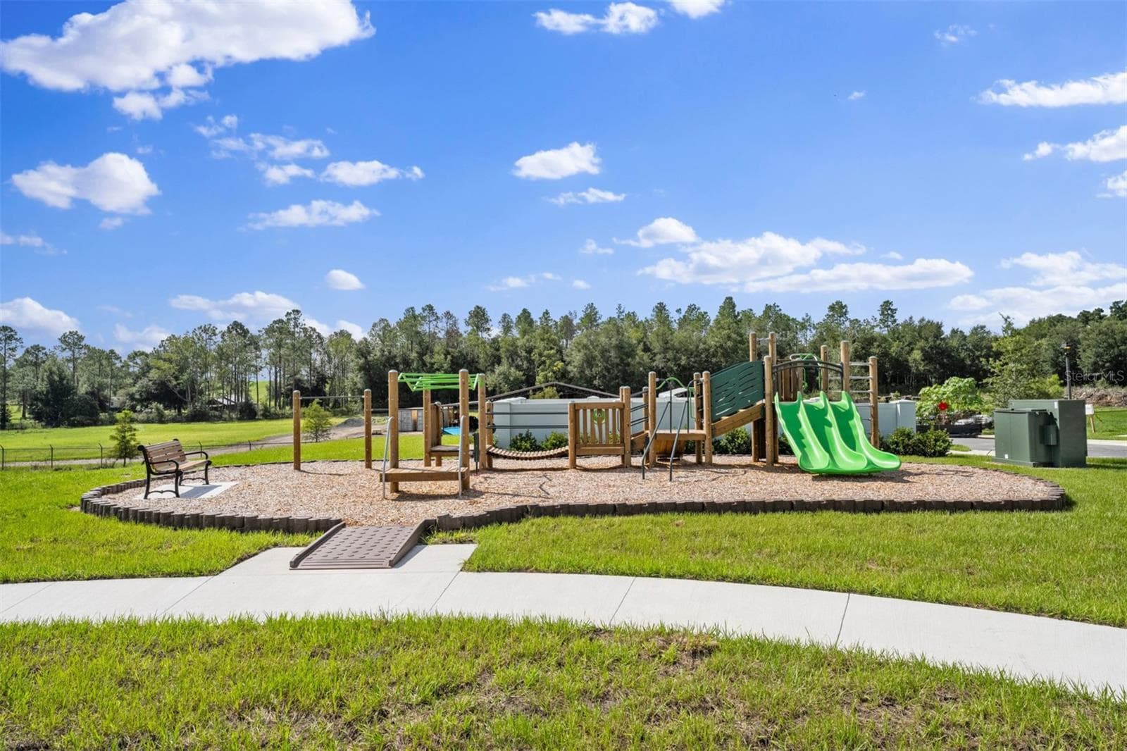 Gardenia Reserve Community Playground - 5104 GREENSHADE GROVE AVE, APOPKA