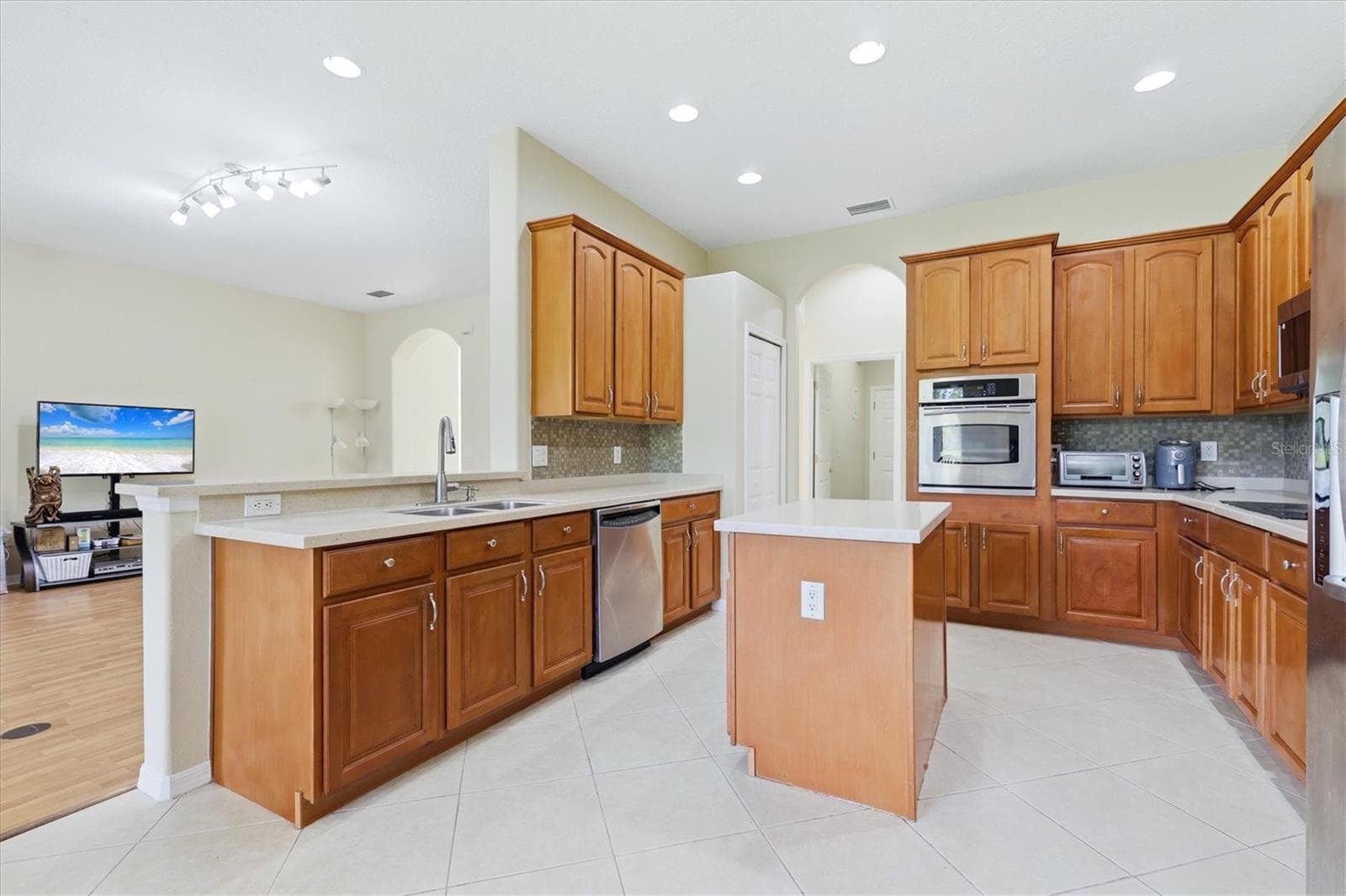 Single Family Residence at 4612 62ND AVE E, BRADENTON, photo 11 of 39