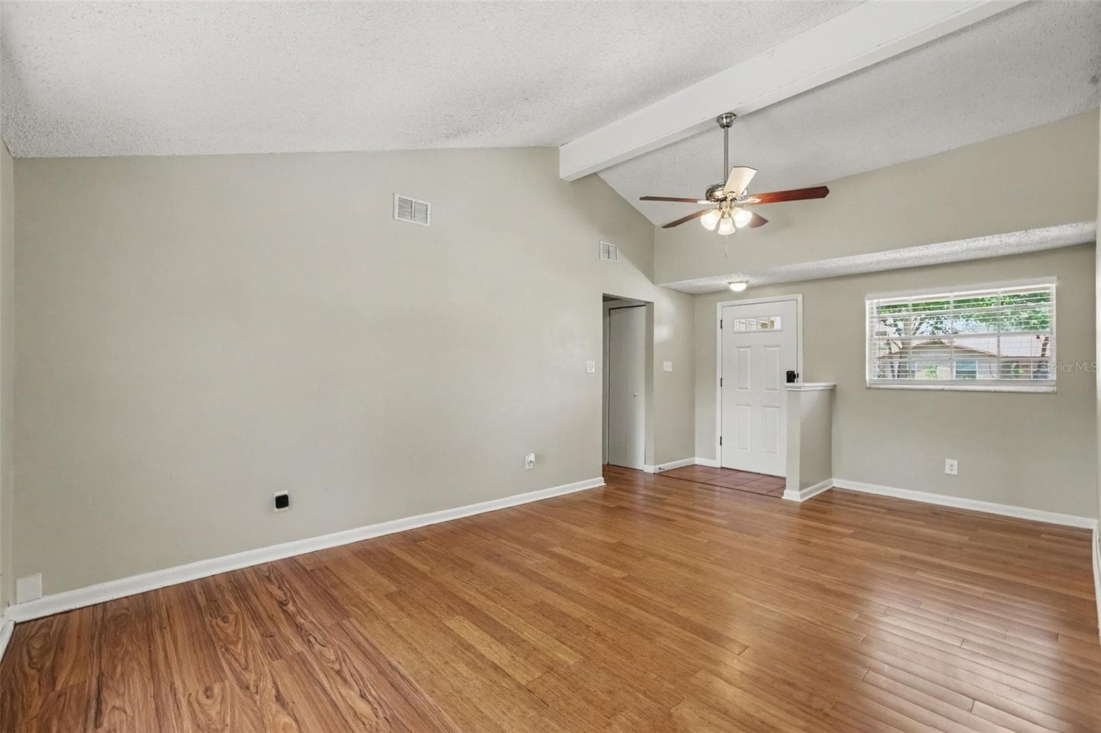 Single Family Residence at 603 HIGHVIEW TER N, BRANDON, photo 4 of 21