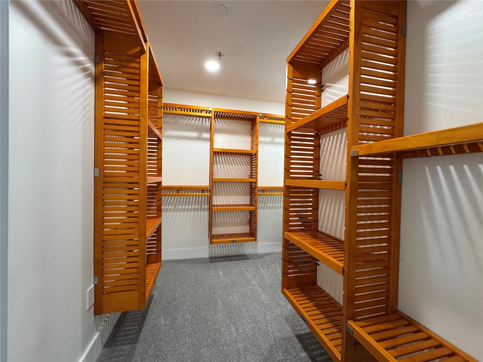 DESIGNER CLOSET - 988 BLVD OF THE ARTS #109, SARASOTA