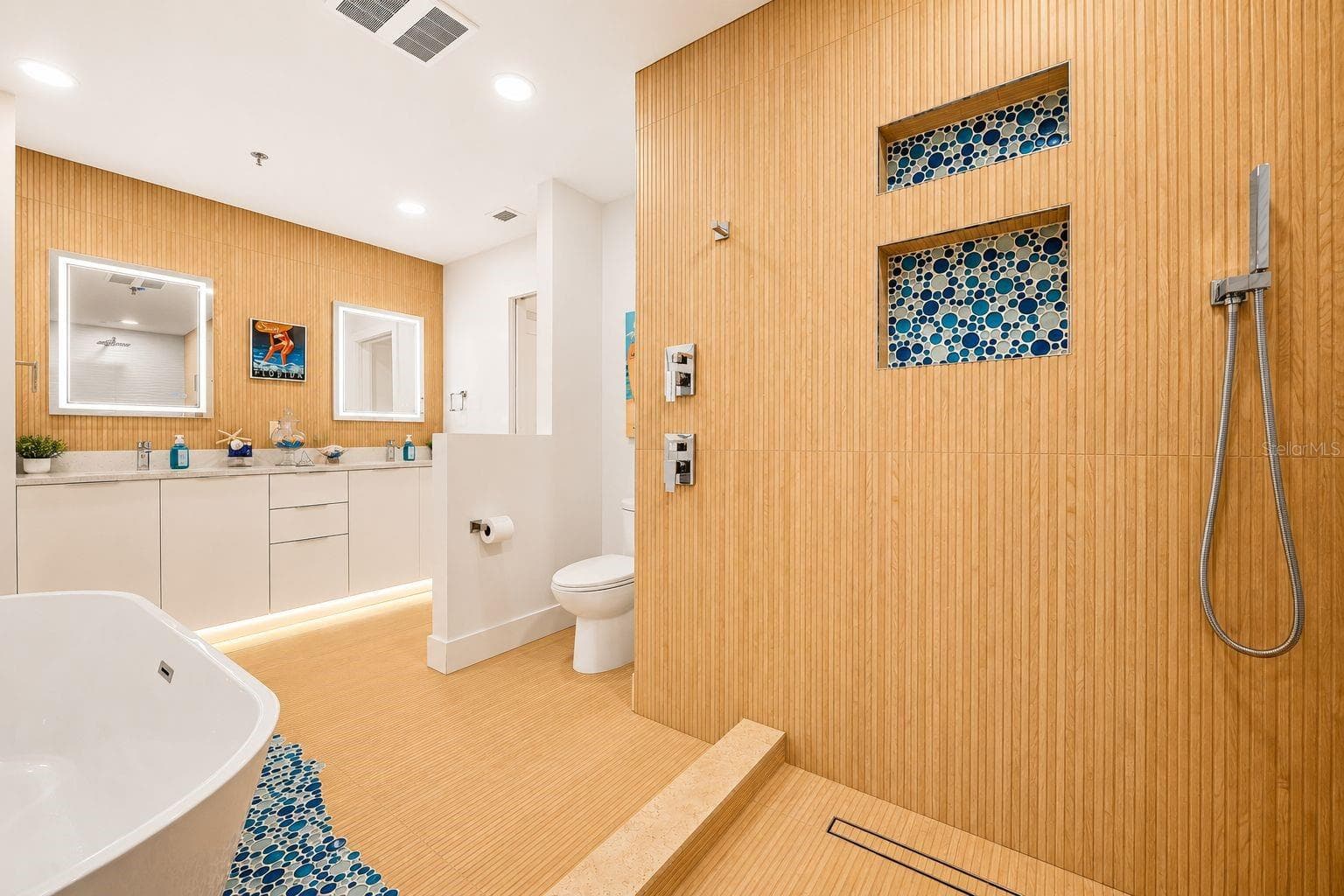 DESIGNER FINISHES - 988 BLVD OF THE ARTS #109, SARASOTA