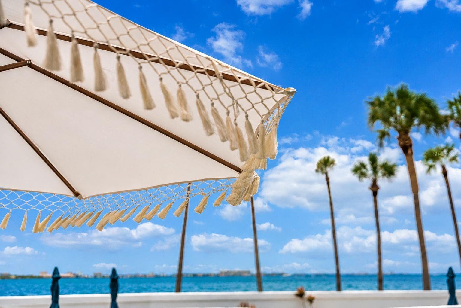 Private Waterfront Sunbathing - 988 BLVD OF THE ARTS #109, SARASOTA