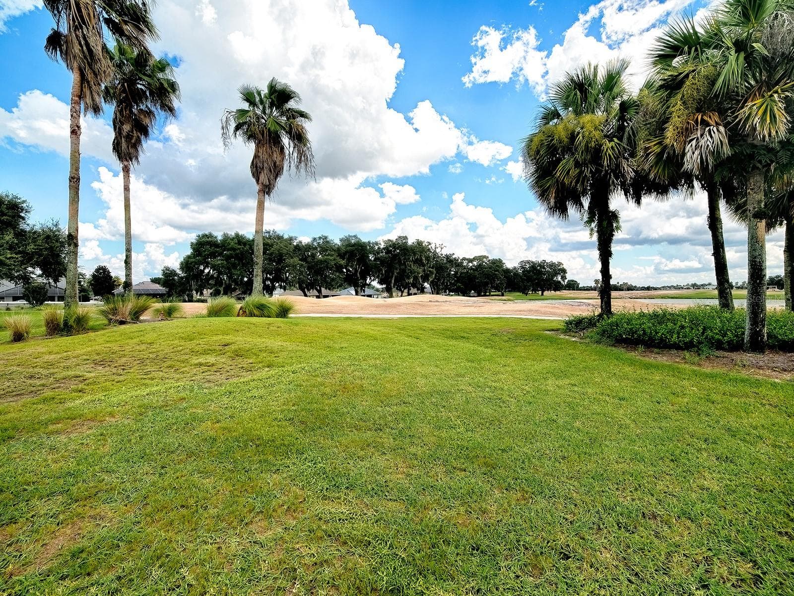 Single Family Residence at 2445 BUTTONWOOD RUN, THE VILLAGES, photo 8 of 34