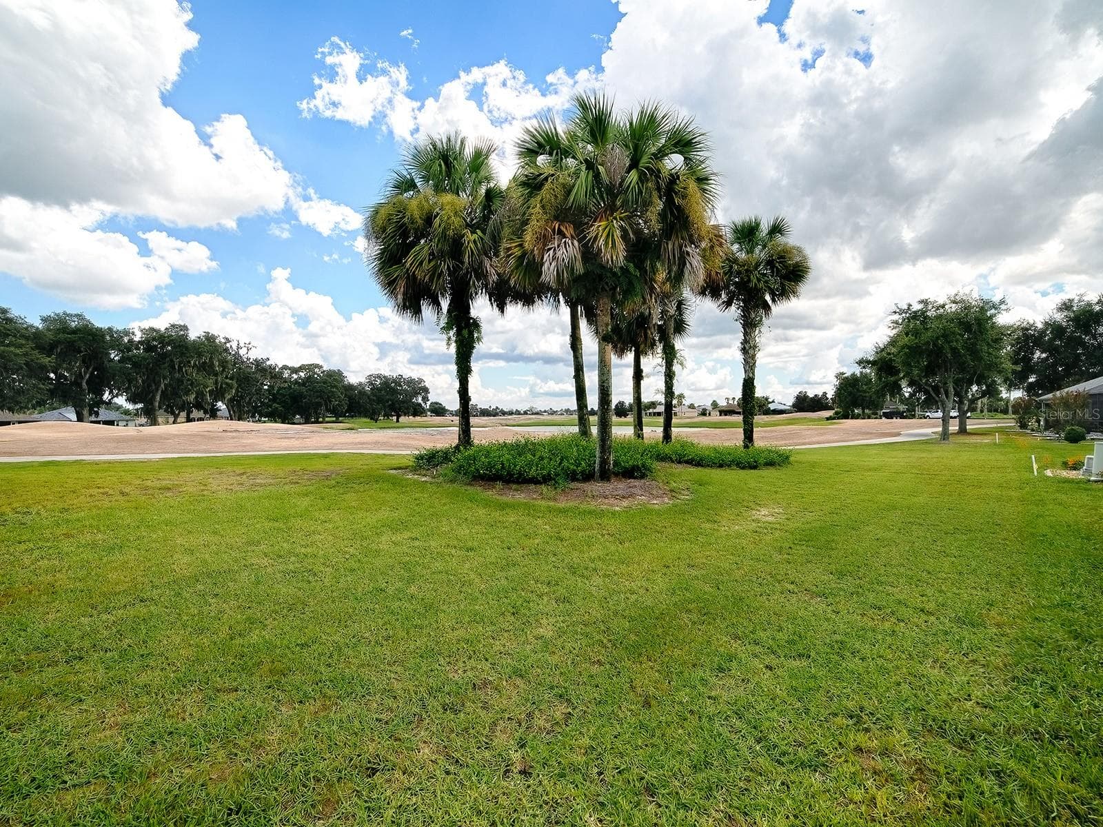 Single Family Residence at 2445 BUTTONWOOD RUN, THE VILLAGES, photo 9 of 34