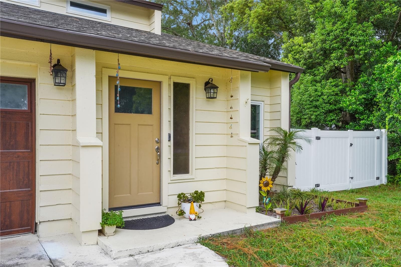 Single Family Residence at 214 PEMBROOK PL, LONGWOOD, photo 10 of 46