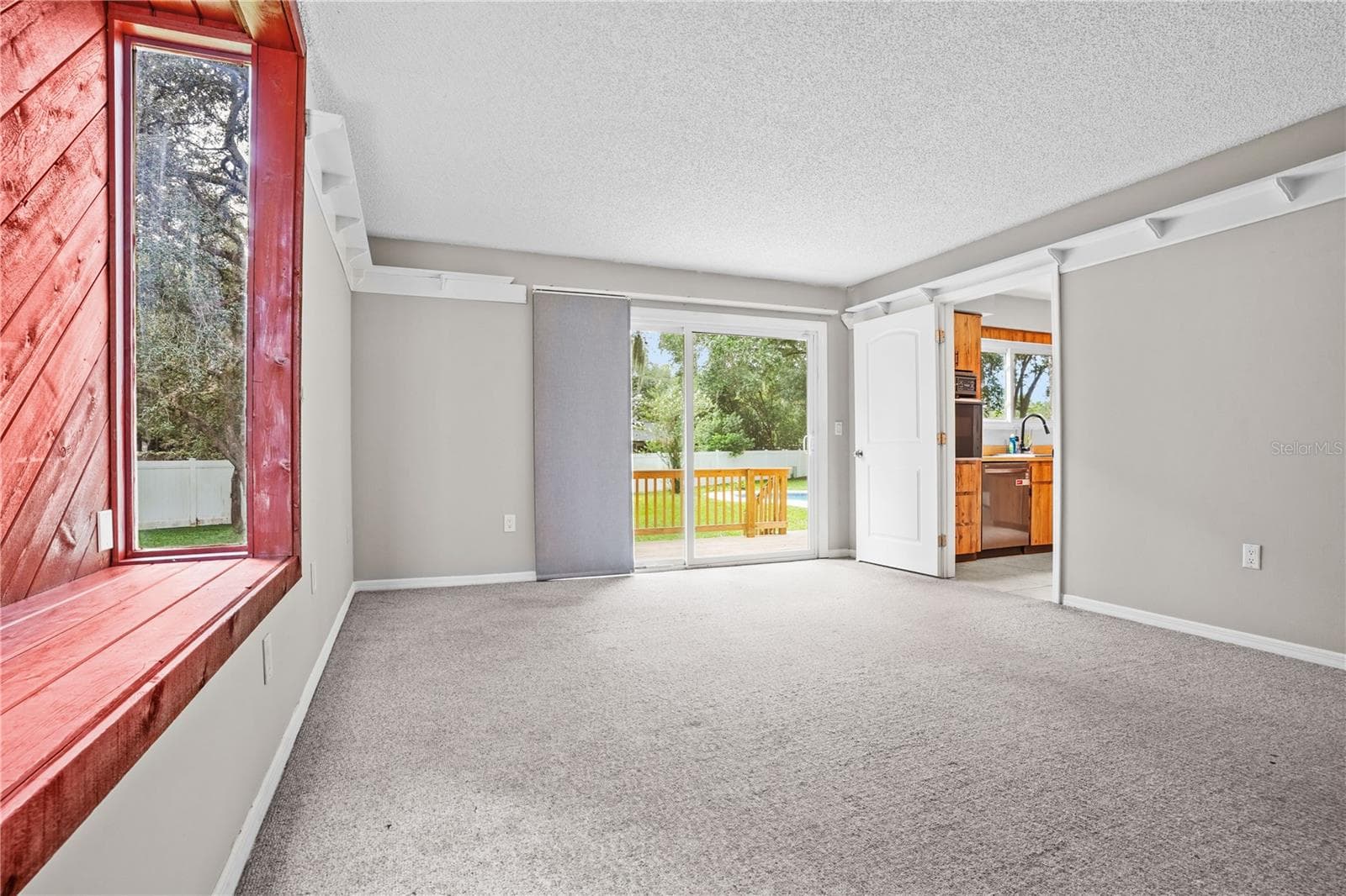 Single Family Residence at 214 PEMBROOK PL, LONGWOOD, photo 16 of 46