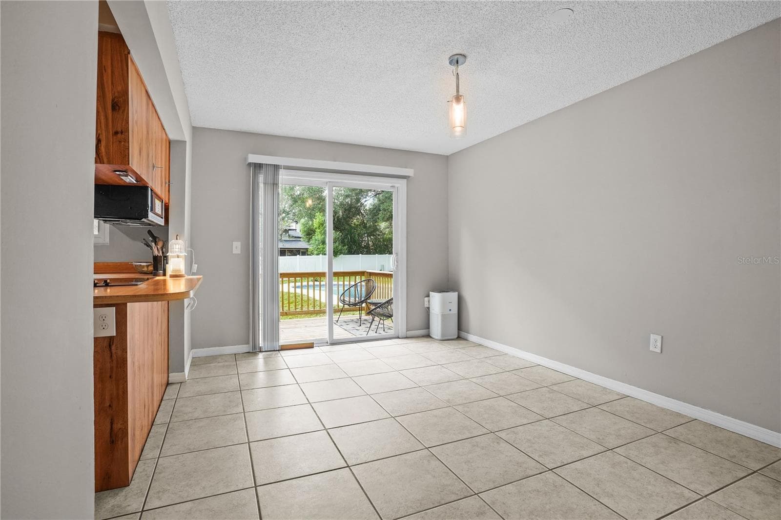 Single Family Residence at 214 PEMBROOK PL, LONGWOOD, photo 21 of 46