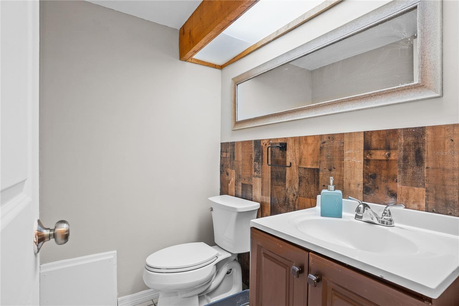 Single Family Residence at 214 PEMBROOK PL, LONGWOOD, photo 23 of 46