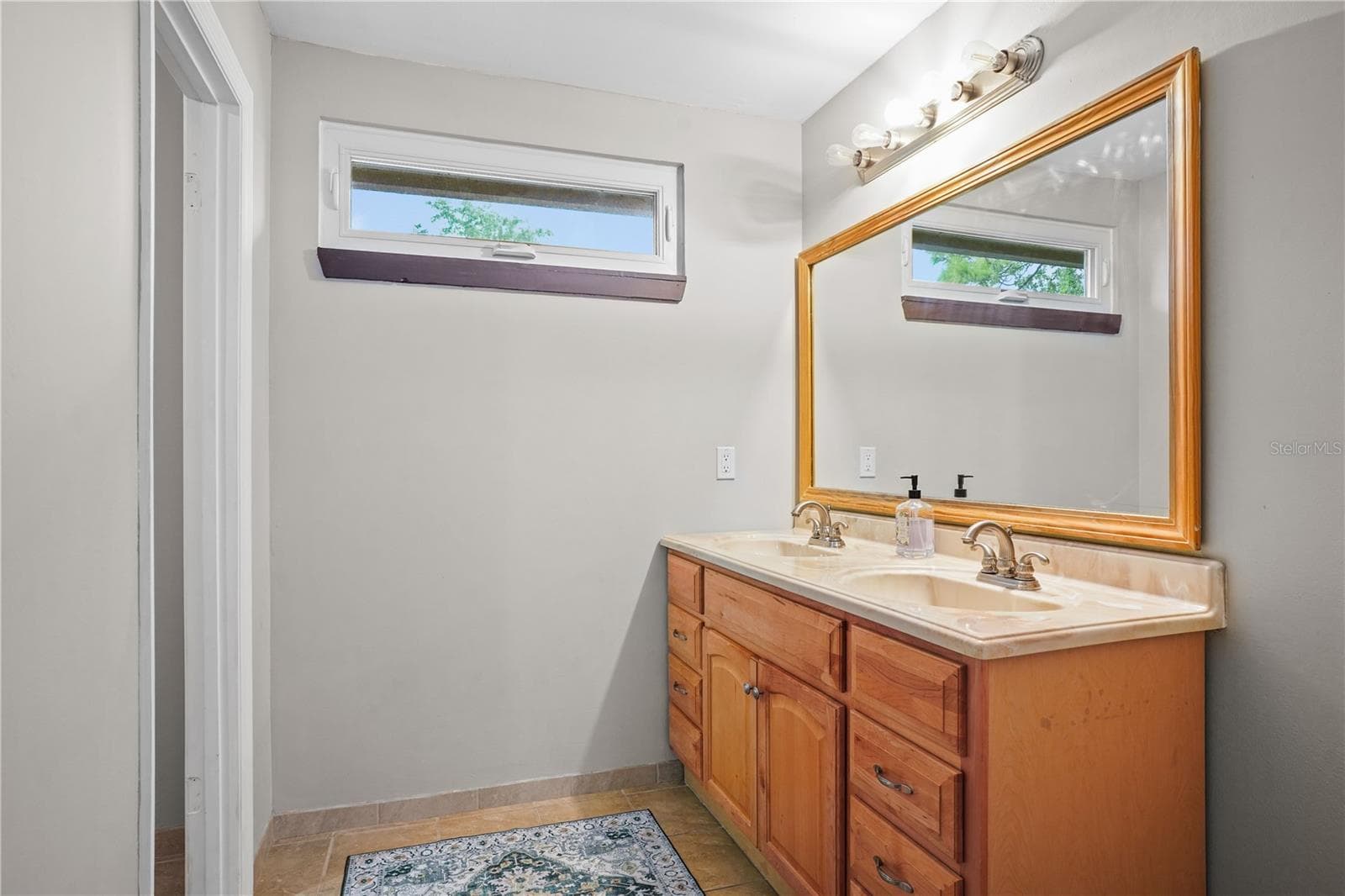 Single Family Residence at 214 PEMBROOK PL, LONGWOOD, photo 30 of 46