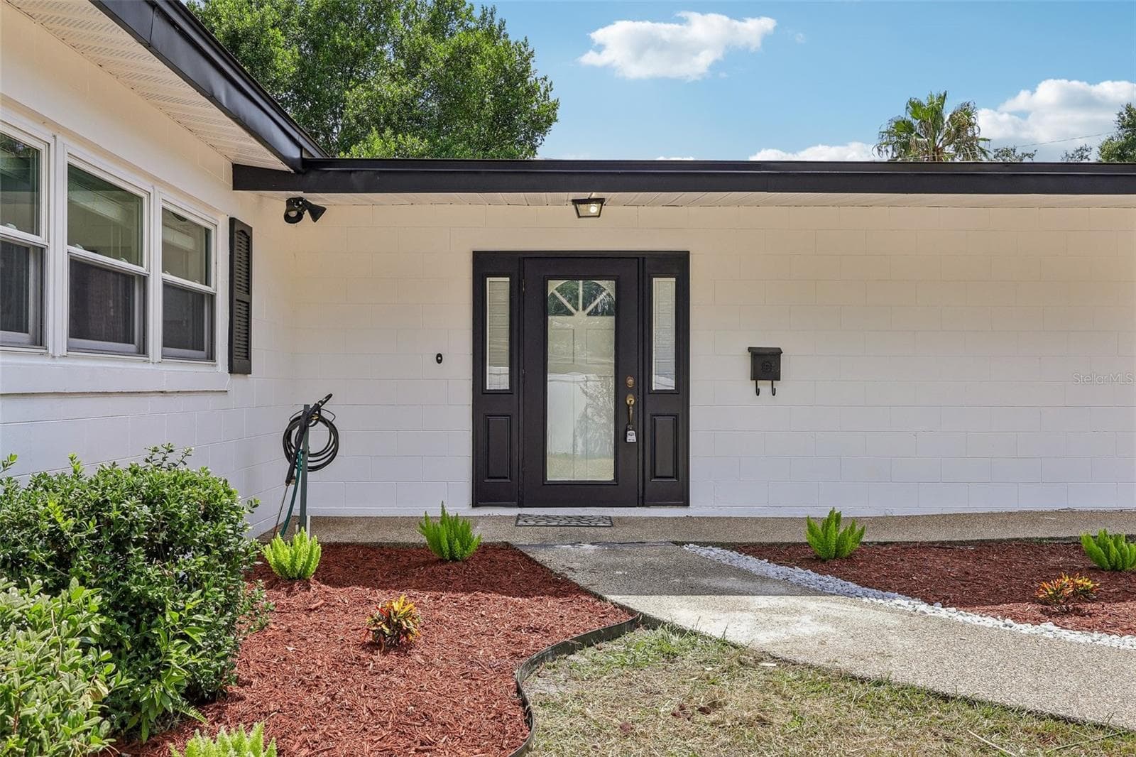 Single Family Residence at 4001 TIMBER TRL, ORLANDO, photo 4 of 46