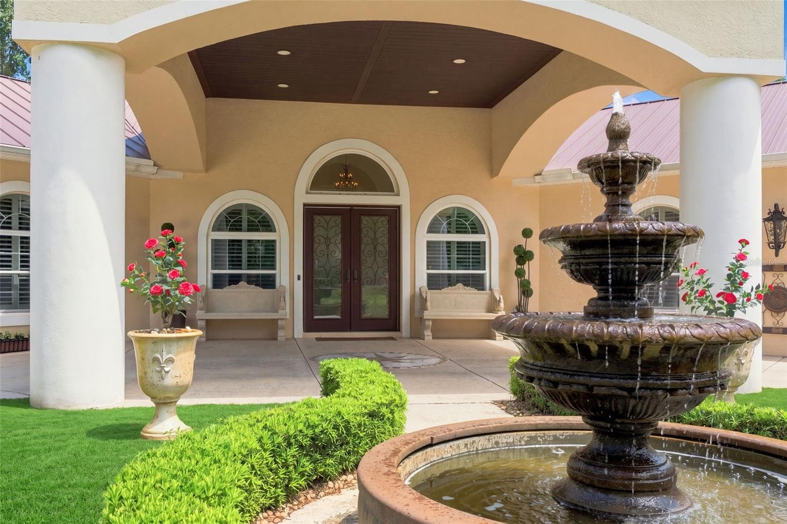 Front entrance - 22259 SKYVIEW CIR, BROOKSVILLE