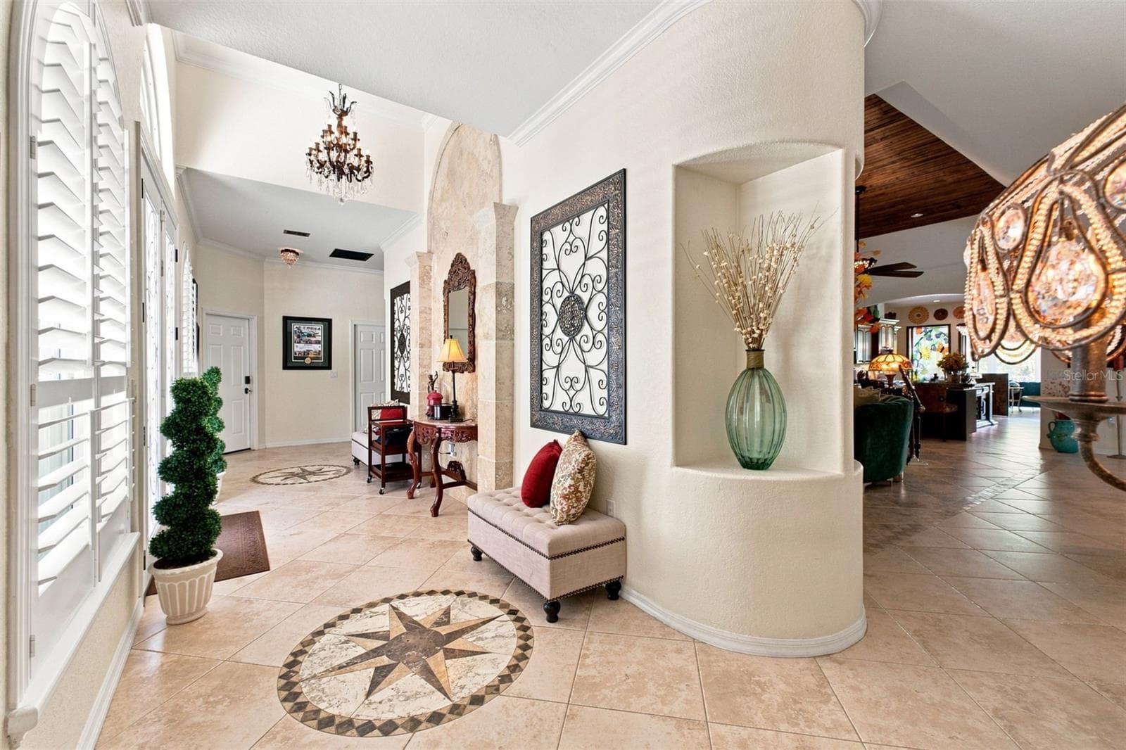 foyer - 22259 SKYVIEW CIR, BROOKSVILLE