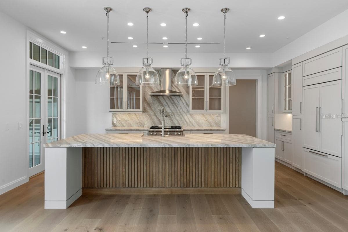 Condominium at 10300 WINTER SPARKLE CIR, GOLDEN OAK, photo 9 of 68