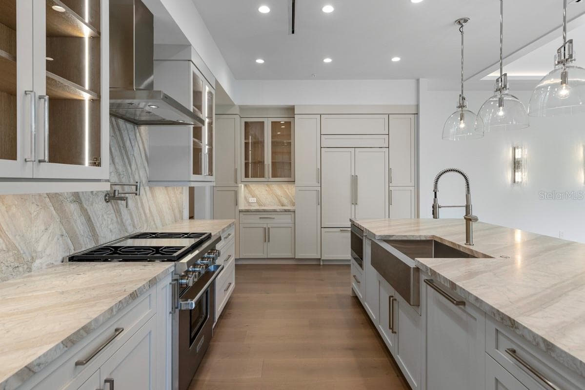 Condominium at 10300 WINTER SPARKLE CIR, GOLDEN OAK, photo 12 of 68