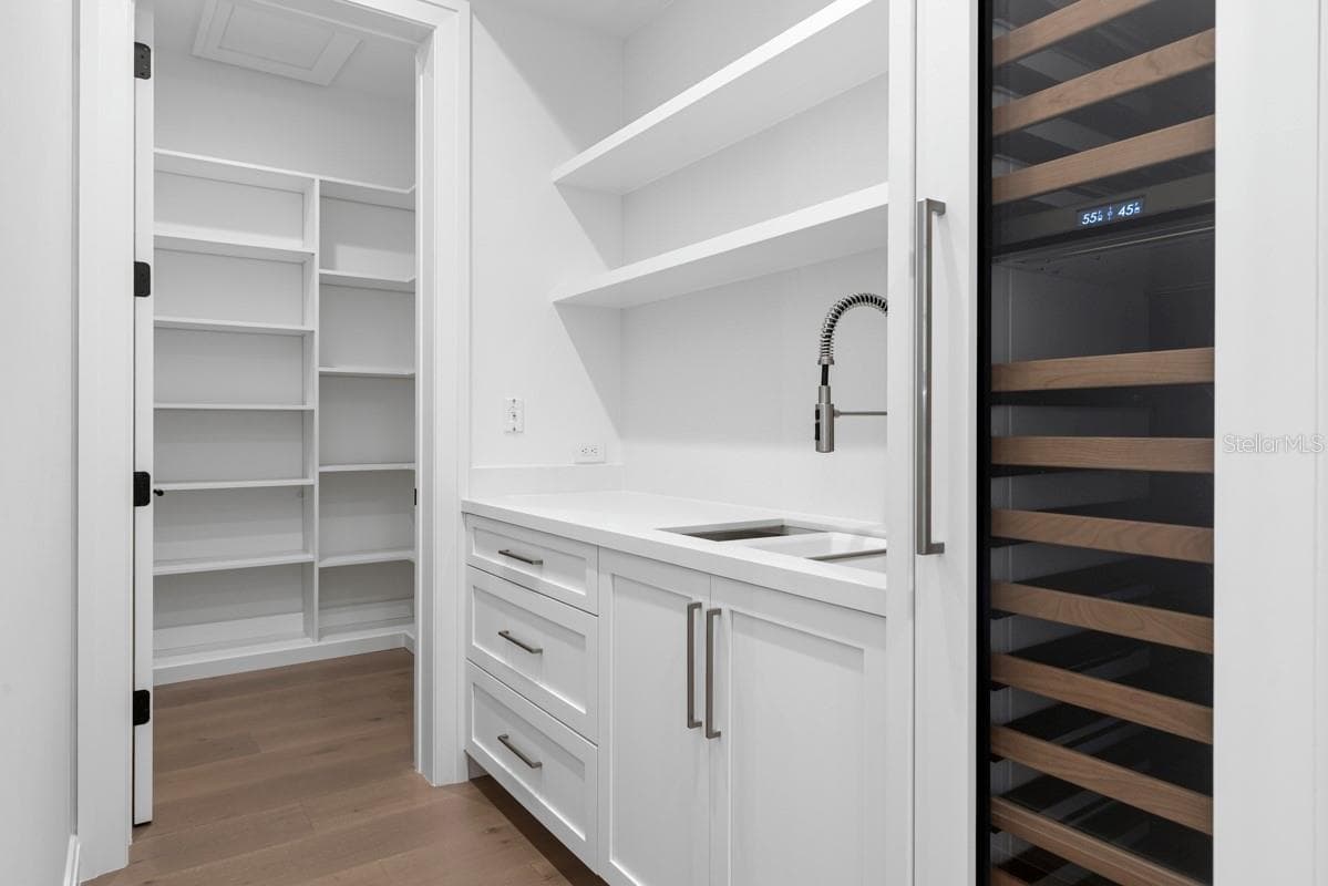 Condominium at 10300 WINTER SPARKLE CIR, GOLDEN OAK, photo 15 of 68