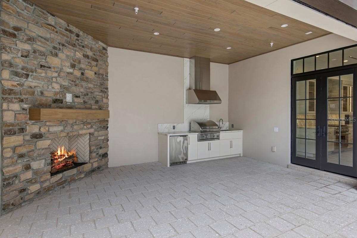 Condominium at 10300 WINTER SPARKLE CIR, GOLDEN OAK, photo 39 of 68