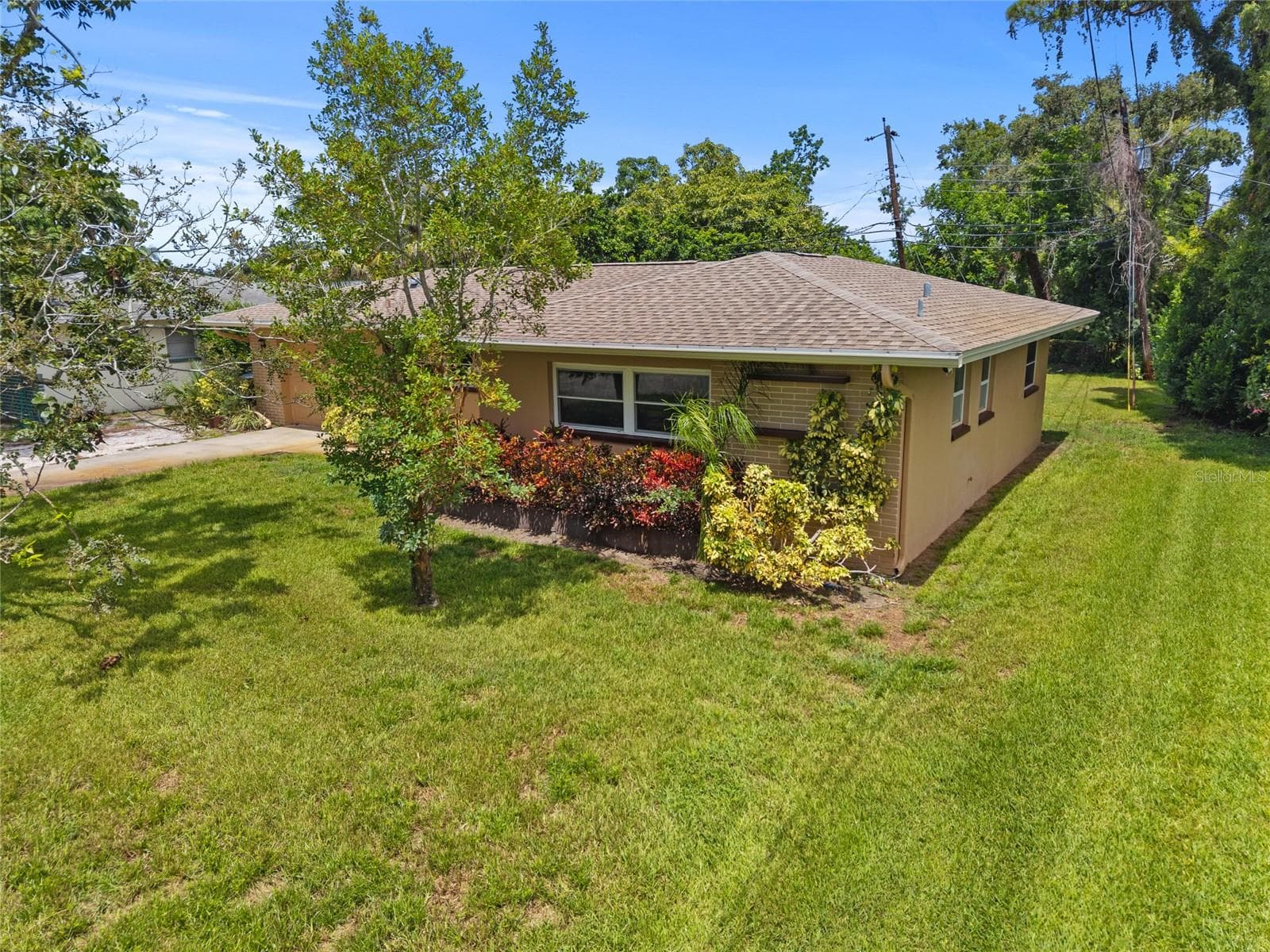 Single Family Residence at 1225 63RD AVE S, ST PETERSBURG, photo 2 of 31