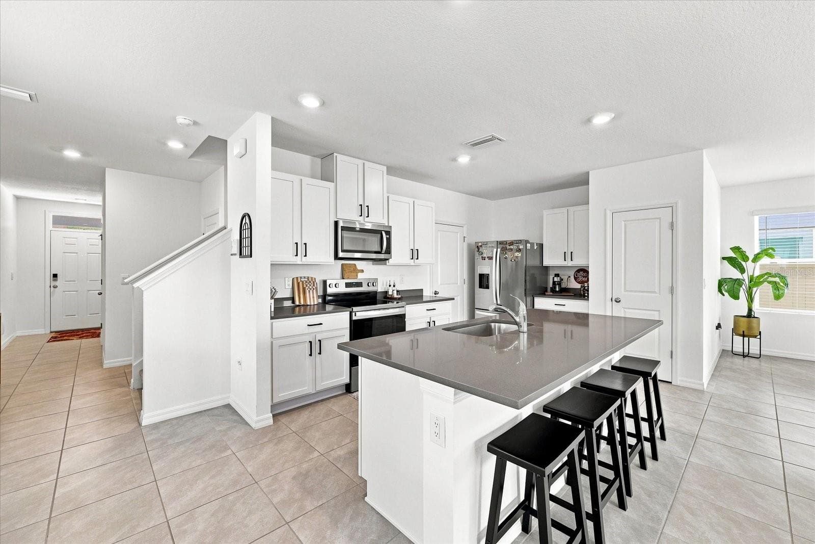 Single Family Residence at 7025 BROAD RIVER AVE, LAND O LAKES, photo 9 of 41