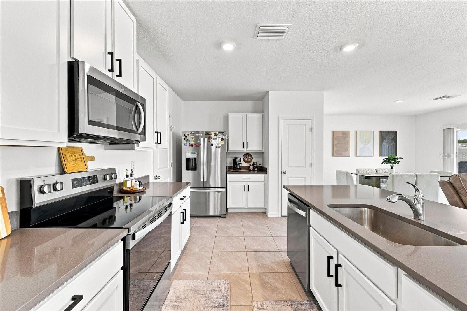 Single Family Residence at 7025 BROAD RIVER AVE, LAND O LAKES, photo 10 of 41