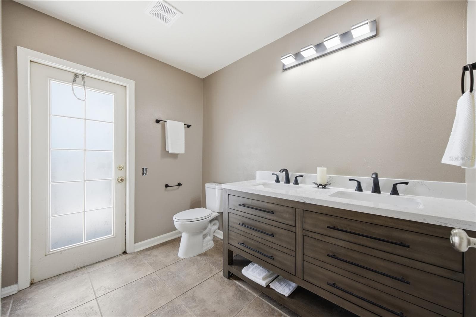 Single Family Residence at 25843 RISEN STAR DR, WESLEY CHAPEL, photo 25 of 57