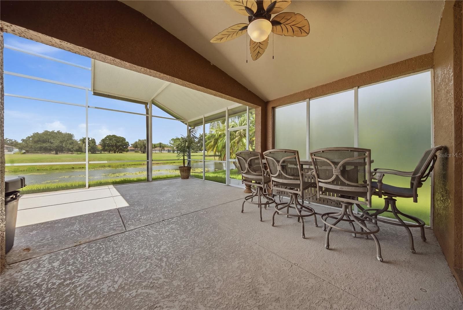 Single Family Residence at 25843 RISEN STAR DR, WESLEY CHAPEL, photo 36 of 57
