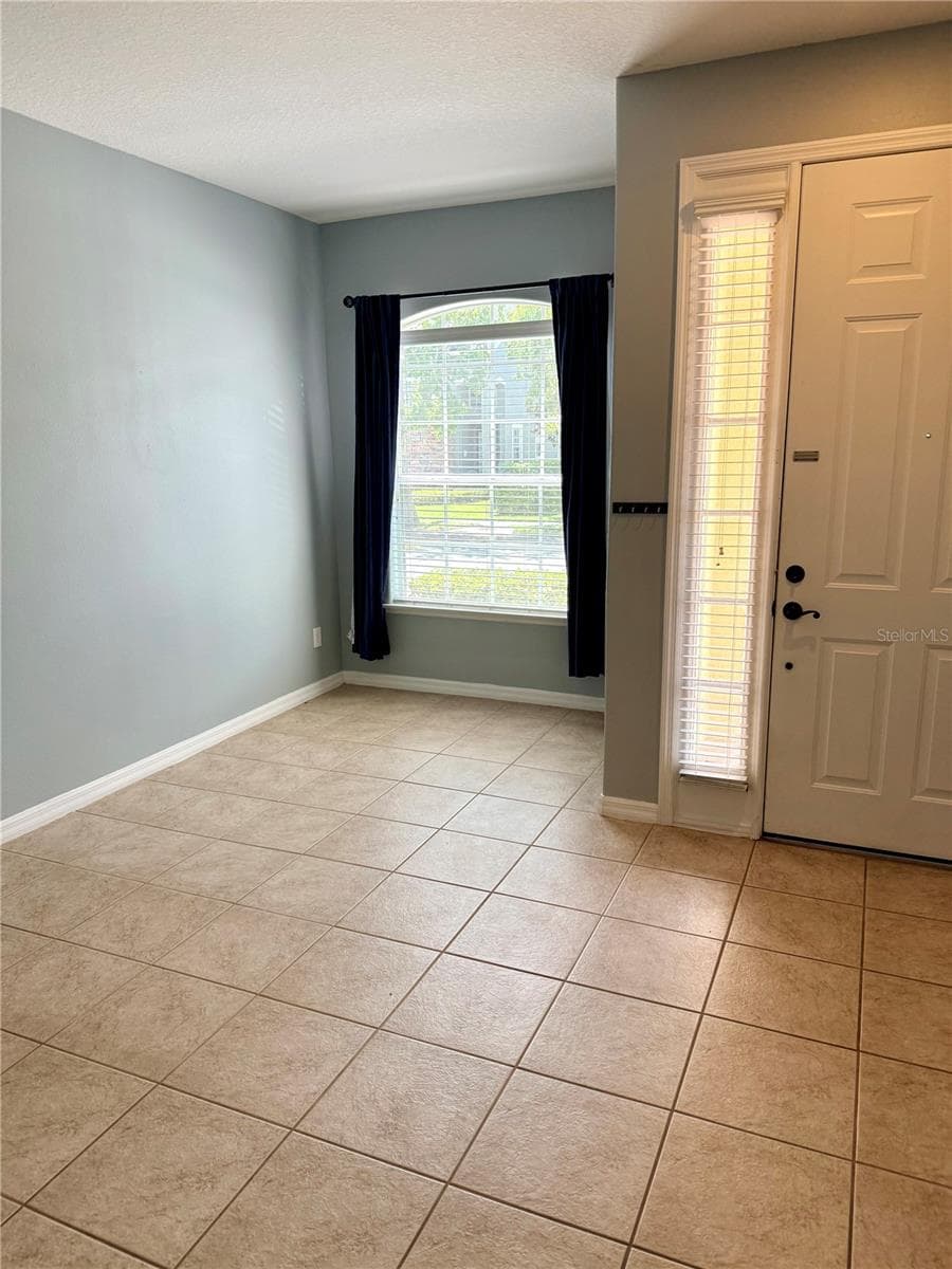 First floor formal living room/office Unfurniished - 534 TERRACE SPRING DR, ORLANDO