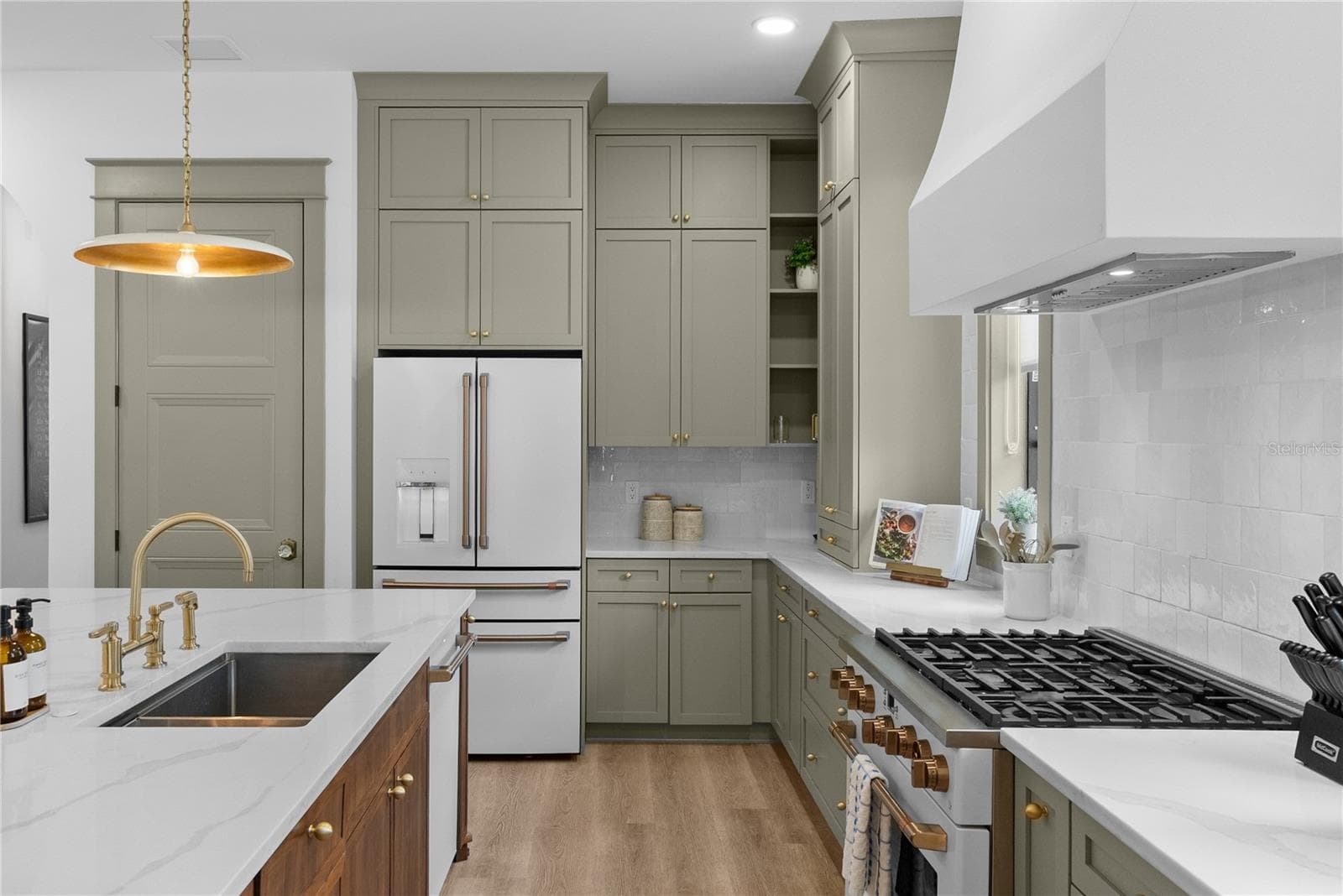 Townhouse at 417 W ROSS AVE #2, TAMPA, photo 6 of 53