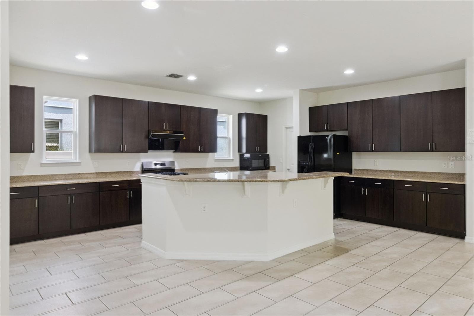 Single Family Residence at 14741 SNOWY EGRET ST, WINTER GARDEN, photo 8 of 81